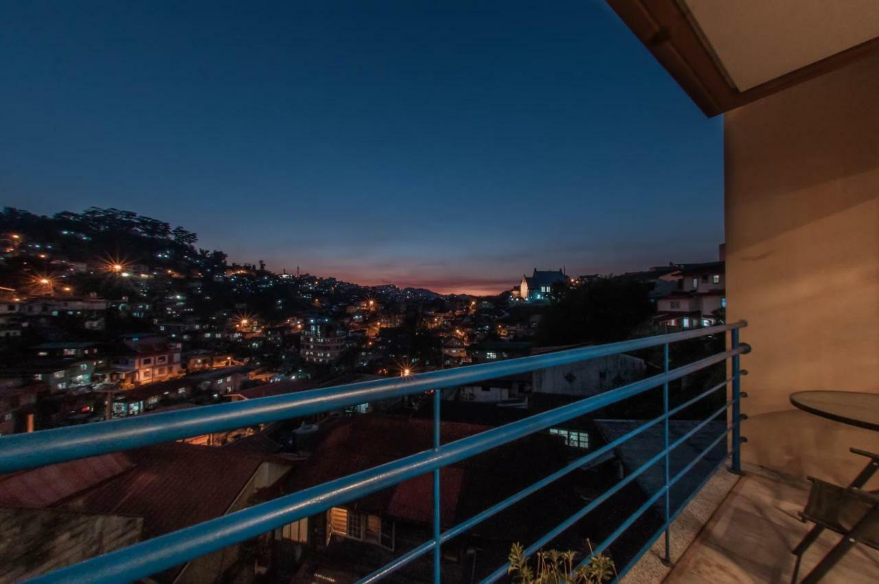The Half House By Elmar Cabin Baguio City Bagian luar foto